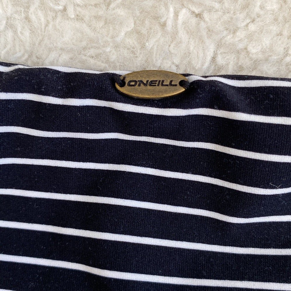 ❤️ Oneill Stripe Bikini Top and Bottom Size Small NWOT - Picture 13 of 13